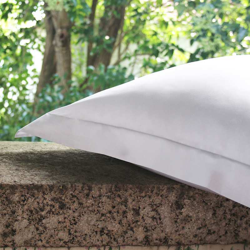 Taie d'oreiller Percale 100% Coton Egyptien 80 fils/cm2 Taie d'oreiller Percale 100% Coton Egyptien 80 fils/cm2