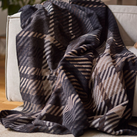 Maxi Plaid Feel MIDNIGHT Elegance