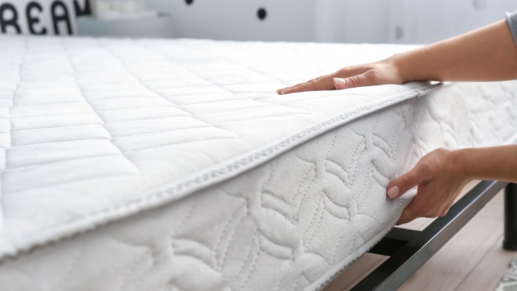 matelas équipements de literie