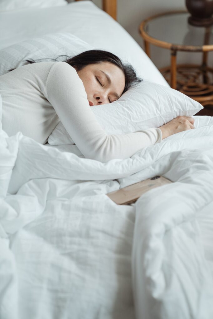 Orientation Du Lit Pour Un Meilleur Sommeil La Compagnie Du Blanc Orientation Du Lit Pour Un Meilleur Sommeil La Compagnie Du Blanc