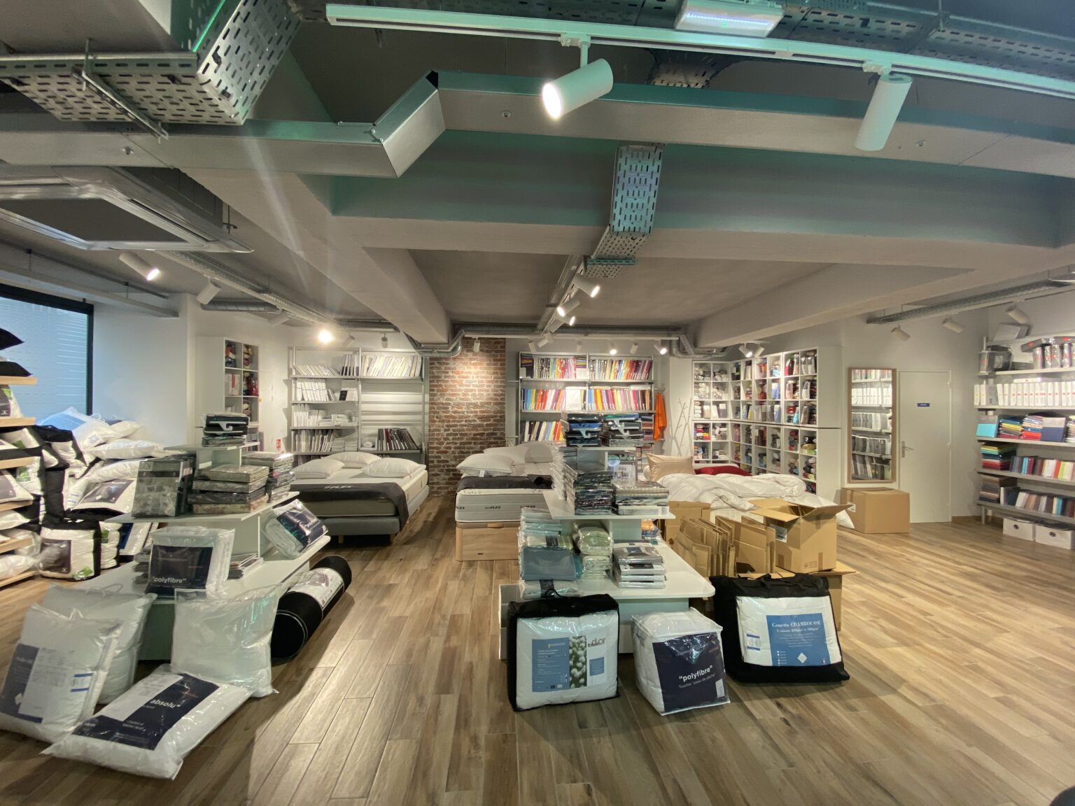 La Compagnie Du Blanc Magasin De Linge De Maison De Luxe Paris La