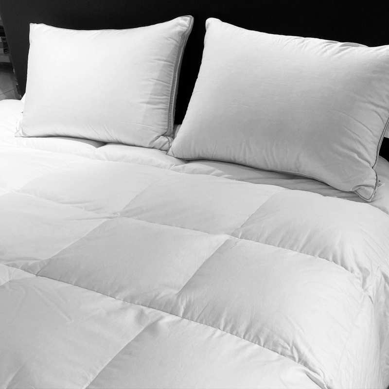 Gamme NATURELLE Hôtel Couette - Oreiller - Surmatelas - Traversin Gamme NATURELLE Hôtel Couette - Oreiller - Surmatelas - Traversin